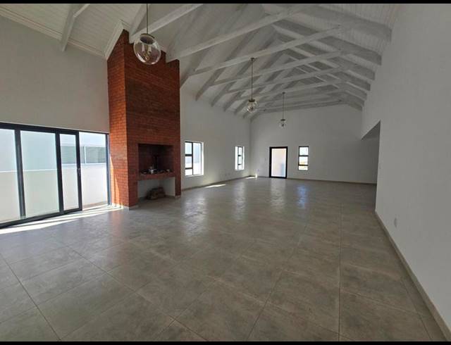 3 BEDROOM HOUSE FOR SALE IN BRITANNIA BAY